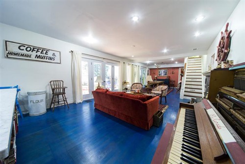 Tori & Dean: Cabin Fever