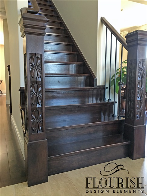 Papillon_Newel Post_W_Bella&Bella 6